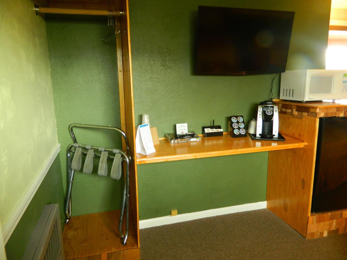 Country Motor Inn Livingston Exterior photo