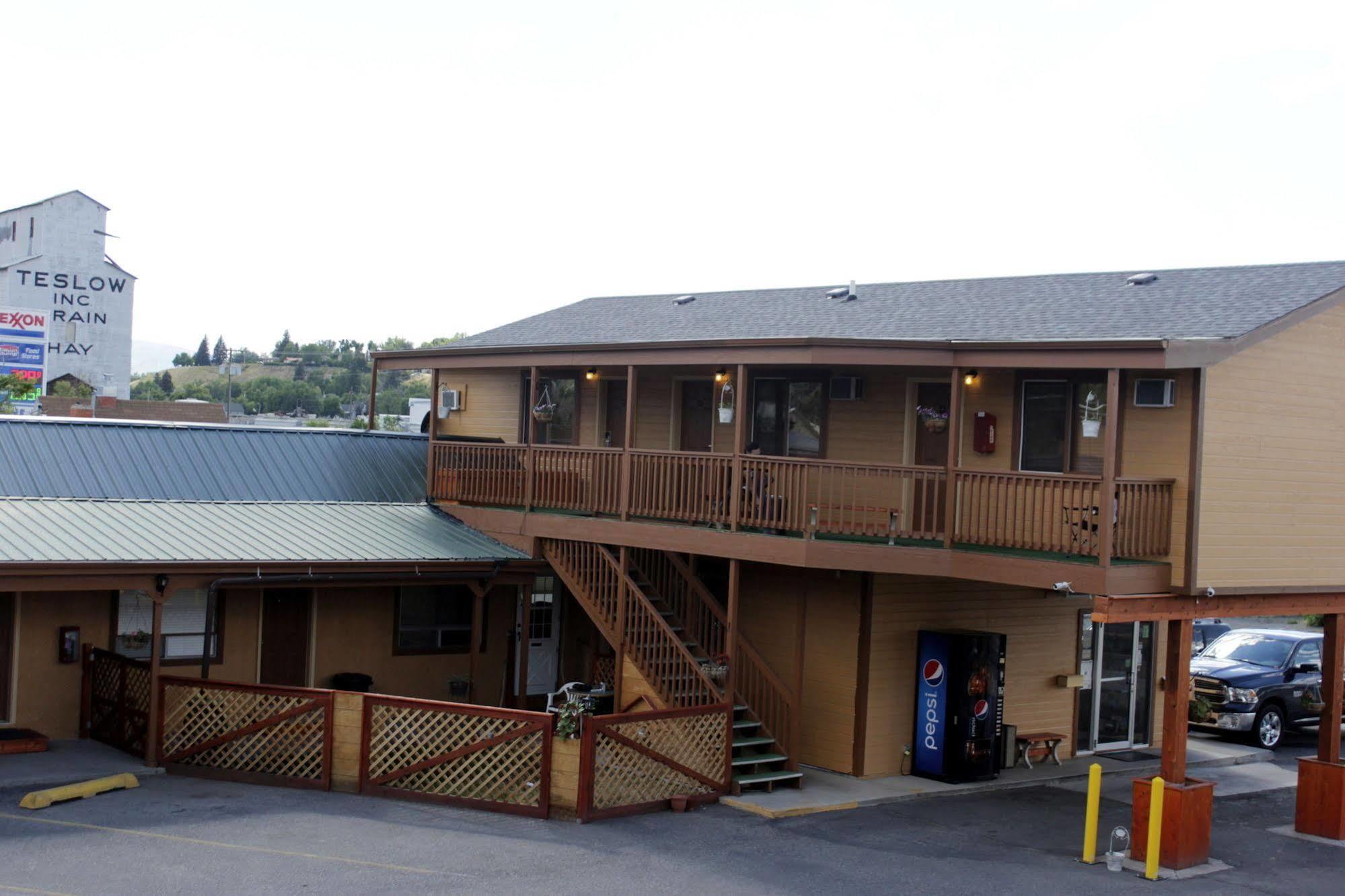 Country Motor Inn Livingston Exterior photo